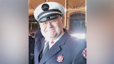 Fallen Chicago Fire Department lieutenant remembered during visitation services