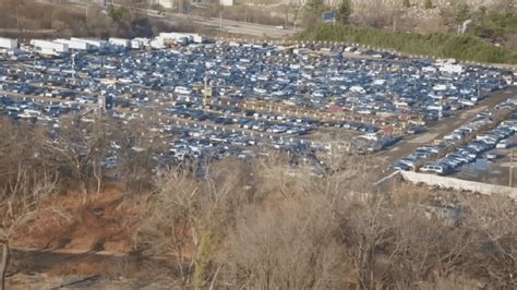 Aug 24, 2021 · The city's main impound lot is at 6700 Pulaski Highway, and there's a second lot at 410 Fallsway. Motorists are encouraged to call 410-545-3417 or 410-396-1878 to determine which lot has their ... . 
