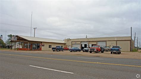 Family Dollar, 107 E Main St, Crosbyton, TX, Clothes Posts