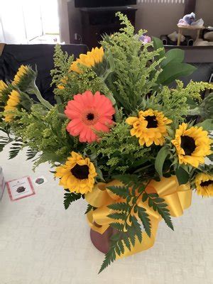 Family Florist in Staten Island, NY with Reviews - Yellow …