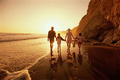 Family beach vacation. Families planning their next beach holiday have a wide variety of destinations to choose from, whether looking for an inexpensive family vacation or the ultimate tropical vacation. There are many great … 