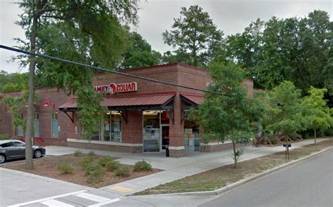 Welcome to Family Dollar at Andrews. FAMILY DOLLAR #152. Closed now. 417 Brooks Rd. Andrews, SC 29510. Get Directions. 843-904-3041..