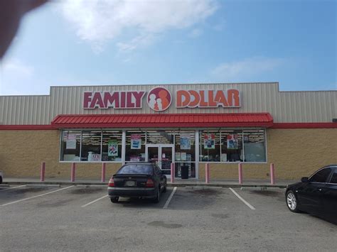 Find your closest Family Dollar Store locations in Georgia. Shop for groceries, housewares, toys, pet supplies, and more.