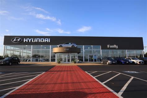 Family hyundai tinley park. Remote smart park assist; Visit your local Family Hyundai dealership for the best 2023 Hyundai Palisade Calligraphy premium options and packages! View Inventory. Conquering the Terrain and Elements in Tinley Park with the 2023 Hyundai Palisade’s Must-Have Features. We all know nothing beats getting inside a perfectly warm SUV on a cold … 