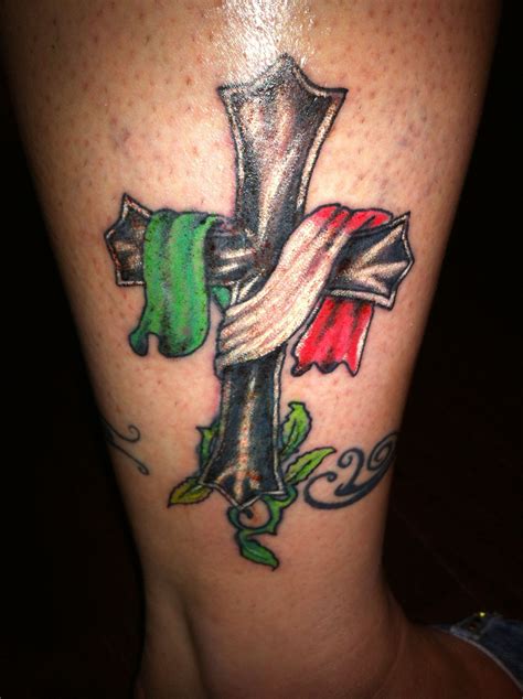 Family tattoo... Italian flag Celtic Tattoos For Men, Celtic Cross