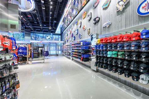 Fanatic store. Are you a sports enthusiast who loves to show your support for your favorite teams? If so, chances are you’ve come across Fanatics, the leading online retailer for sports apparel a... 