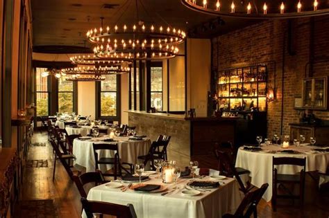 Reservations. WELCOME TO LILOU. Located in Downtown Knoxville, Lilou is an authentic French brasserie operated by local hospitality couple Aaron Thompson and Jessica King, the duo behind the acclaimed …. 