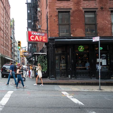 Fanelli cafe soho nyc. Fanelli Cafe: Fanelli Cafe is a classic old SoHo pub dating back to 1847, making it one of New York’s oldest continuously operating places to drink. It was considered an art bar as it was still open when artists and galleries began moving into … 