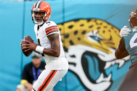 Fans Let Deshaun Watson Have It In First Appearance With Browns …