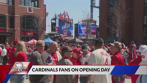 Fans packed downtown for Cardinals Opening Day