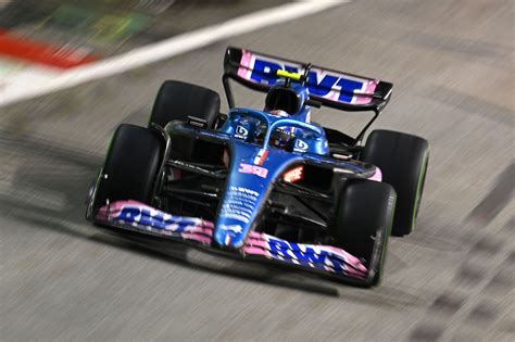 Fans react to Alpine double DNF in Singapore