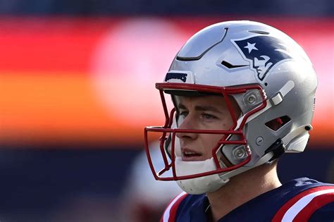 Fans react to Mac Jones getting in shape 