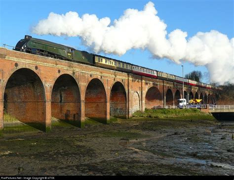 Fareham to London train tickets from £6.00 - Rail Europe