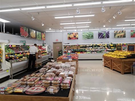 Top 10 Best Grocery Stores in 1522 S 6th St, Council Bluffs, IA 51501 - May 2024 - Yelp - Hy-Vee, Super Saver, Council Bluffs, ALDI, Walmart Supercenter, Target, Family Fare Supermarkets, El Mexicano # 6, Cubby's, Fareway Stores