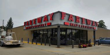 Fareway iowa falls ia. AMES, IA 50010 Store: (515) 233-3851. Monday - Saturday: 7:00am - 9:00pm (closed Sundays) STORE HAS BAKERY. Like This Store on Facebook. Follow us on Instagram. ... At Fareway, you're family, and as part of our family, we want to help you save money on your meat and groceries. Our weekly ads and special sales events are specific to each … 