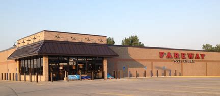 Fareway worthington mn. Fareway Grocery (rating of the firm on our site - 4.7) is situated at United States, Worthington, MN 56187, 1028 Ryan's Rd. You can visit the company’s site to … 