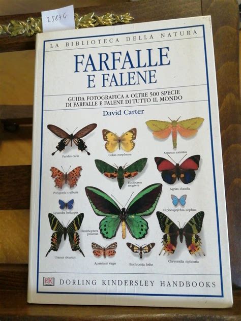 Farfalle di farfalle falene una guida tascabile pieghevole per specie familiari. - Protocolos de los antiguos escribanos de la ciudad imperial.