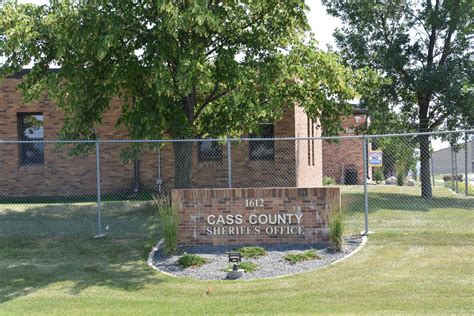 Fargo jail roster. Barnes County. Jail Inmate Roster. Current as of:Thursday, May 2, 2024 7:00PM Information is updated every 15 minutes and is sorted alphabetically by last name. North Dakota Statewide VINE Service Number: (866) 631-8463 TTY: (866) 847-1298. Abshere, Kristopher Paul 06/20/2023 12/19/1989. 