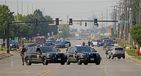 Fargo police officer dies, two others in critical condition following street shootout