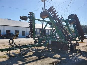 Farm Equipment For Sale From Hlavinka Equipment Co.