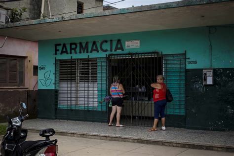 Farmacia cubana. Farmacias Internacionales en Cuba. Farmacia Internacional C.I.R.P. “Camilo Cienfuegos. Vedado. Plaza de la Revolución. La … 