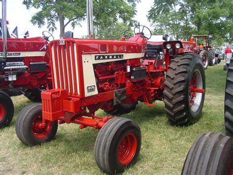 Farmall 806 M&W Turbo -7530/ 1574 - Roberts Tractor