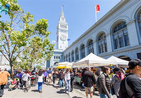 Farmers market san francisco. This farmers market is well-supported by the city stakeholders, too. San Francisco Recreation and Parks are partners, as are Bayview Hunters Point Community Advocates who will also pop-up as vendors. 