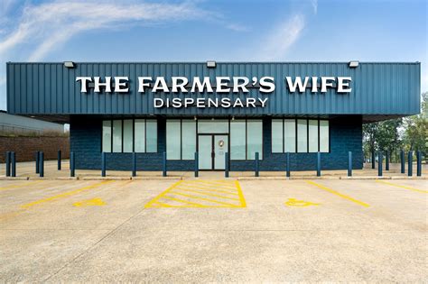 Farmers wife west plains mo. The opening of this Springfield location makes The Farmer’s Wife the only dispensary with 100% Southwest Missouri ownership and three locations. Along with its locations in West Plains and Mountain Grove, the Farmer’s Wife’s strategic planning has allowed them to provide patient care for a 200-mile area from Springfield to the east. 