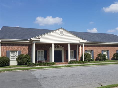 Established in 1905, Farmville Funeral Home in G