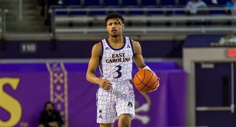 Farrakhan basketball. Oct 24th, 2020, 5:00 AM. 87. As basketball season slowly approaches, the East Carolina men’s basketball team will be bringing in a few new faces to the program. Noah Farrakhan, a 6-foot-2 highly ... 