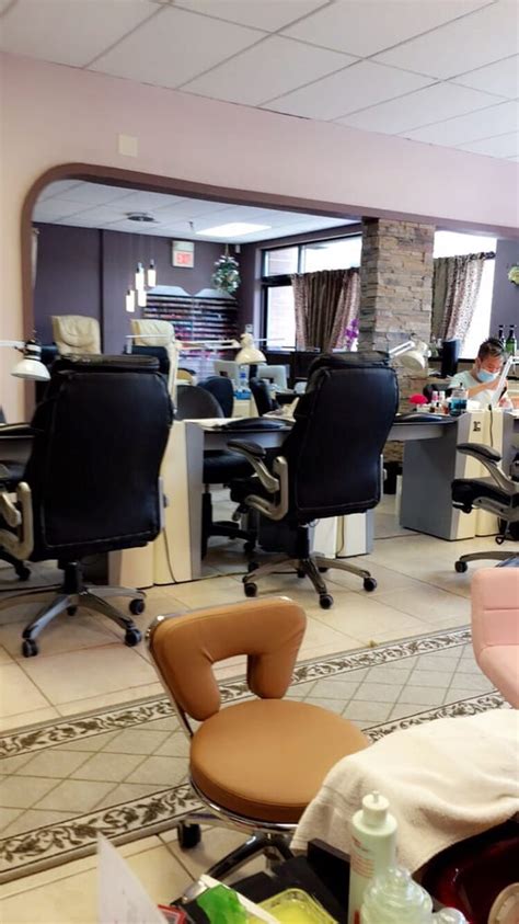 Wednesday: 10AM - 7PM. Thursday: 10AM - 7PM. Friday: 10AM - 7PM. Saturday: 10AM - 5PM. Sunday: Closed. Read what people in Marshalltown are saying about their experience with Fashion Nails at 101 Iowa Ave W #500 - hours, phone number, address and map.. 