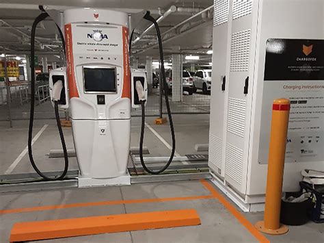  Every day thousands of drivers charge their vehicle on the Chargefox network - the largest and fastest growing EV charging network in Australia. We're owned and operated by the NRMA, RACV, RACQ, RAA, RAC and RACT. The same companies supporting drivers for over 100 years. One network. Many providers. 