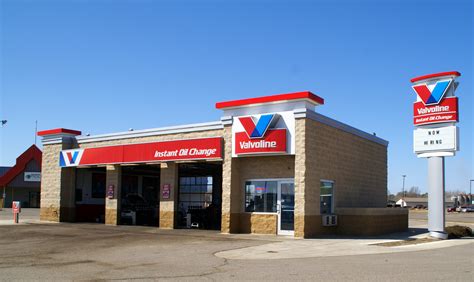 Fast oil change. At Valvoline Express Care, you will learn about preventive automotive maintenance and how to service vehicles, while delivering top level customer service to our guests. If you are interested in working with people, around cars, please stop by or give us a call today! 2933 Drinkwater Rd, Duncan, V9L 6C6; 250-597-2933 . 