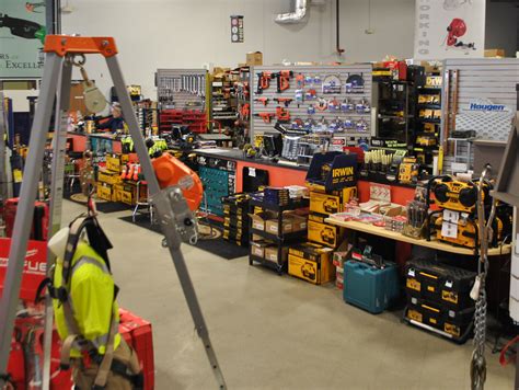 Fasteners inc. The best prices on all top tool brands and hardware, including DeWalt, Milwaukee, Makita, Occidental Leather, Stabila Levels, Festool, Sawstop, and many more! 7 locations located in Sacramento, Fresno, San Jose, Redding, Anderson, Red Bluff, and Medford Oregon. 