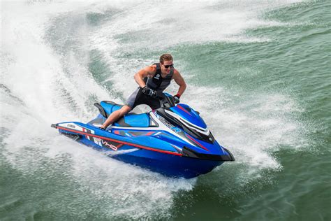 Fastest jet ski. The claimed top speed of 550 Kawasaki Jet Skis was 35-39 mph in stock condition. The power source of these machines was a 2-stroke, single-carb, 530cc twin that delivered 35-39 HP depending on the model. The top speed of each Kawasaki 550 Jet Ski was as follows: ’82-’85 Kawasaki JS550 top speed: 35 mph. ’86-’89 Kawasaki JS550 top speed ... 