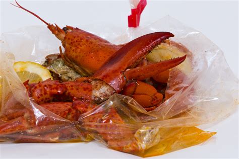 Fat crab. The Fat Crab offers a variety of crab, lobster, prawn and other seafood dishes served in steamer bags. Choose your starters, extras, sides and drinks to enjoy a feast of fresh and … 