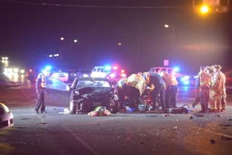 1 day ago. KILLEEN, Texas (FOX 44) - A 46-year-old man is dead after a two-vehicle collision in Killeen. Killeen Police officers were dispatched at approximately 8:14 a.m. Thursday to the intersection of Highway 195 and Chaparral Road in reference to a crash. When officers arrived, they found a silver car and a pickup truck with major damage.