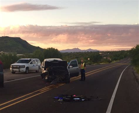 Jul 25, 2023 · A man and a woman were killed in a two-vehicle crash in midtown Tucson Monday morning, police said. According to Tucson police, a Toyota Yaris, driven by 39-year-old Kimberly Roxanne Layne, was ... 