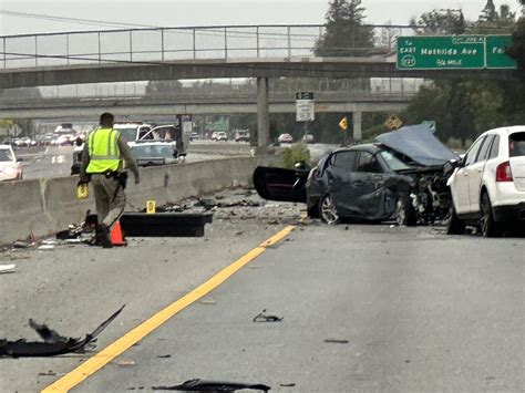 Fatal crash closes Highway 101 in both directions in Sunnyvale