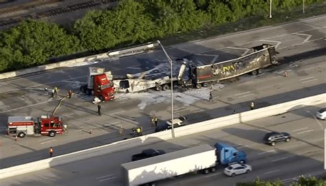 Fatal crash on i-95 today palm beach county. 2 passengers seriously injured in crash near US Highway 1. VOLUSIA COUNTY, Fla. - A woman was killed and four other people were injured Thursday in a single-vehicle rollover crash on Interstate ... 