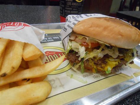 Fatburger studio city ca. 8 menu pages, 🖼 149 photos, ⭐ 483 reviews - Fatburger & Buffalo's Express menu in Studio City. Our customers at Fatburger & Buffalo's Express have come to expect some of the best North American food in Studio City. Try our food and be delighted that you did. 