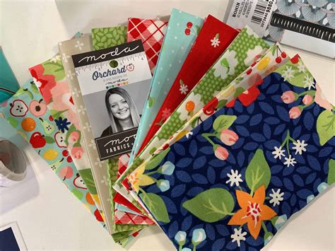 At <strong>Fat Quarter Shop</strong>, we carry a large selection of printable, easy <strong>quilt patterns</strong> so you can start learning how to quilt in no time. . Fatquartershop