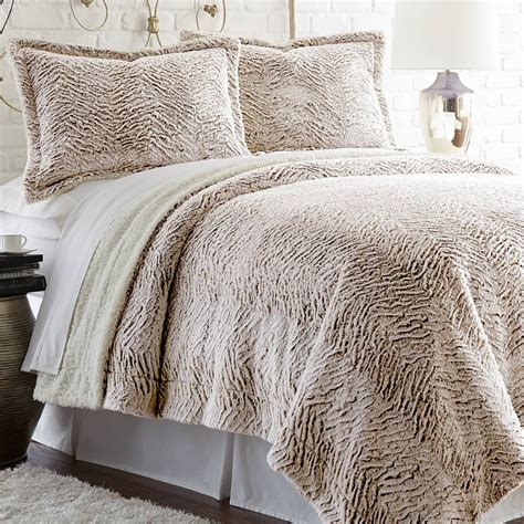 Faux fur comforter sets. Things To Know About Faux fur comforter sets. 