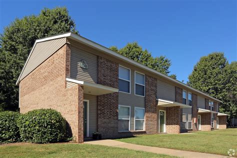 Fayetteville ar apartments. South Yard Lofts. 404 Streamside Bnd Fayetteville, AR 72701. from $1,030 Studio to 2 Bedroom Apartments Available Now. Outdoors. Verified. Customer Reviewed. Tour. Rent By the Bed. 
