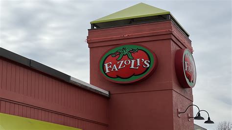 Visit your local Fazoli's Restaurant at 1048 N. Lexington Springmill Road, in Mansfield, OH for Italian fast food. Menu offerings include freshly prepared pasta entrees, sandwiches, salads, pizza and desserts – along with our unlimited signature garlic breadsticks. We’re proud to be able to serve you for dine-in, drive-thru, takeout and delivery..