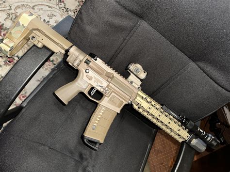 FCD RHF4 11.5 FDE . FCD S-BCG-P Dimpled . BRT 12.5 Optimum HFCL Barrel w/EXC Length Gas Tube . V7 Titanium GI Barrel Nut . Badger Ordnance TDX Stainless Gas Manifold . Radian Q Raptor Charging Handle . FCD LDFA Dimpled . FCD EPC FDE . FCD 1815 Muzzle Device . True North Grip Stop Picatinny FDE . Cloud Defensive REIN Micro Complete Kit - OLD FDE . 