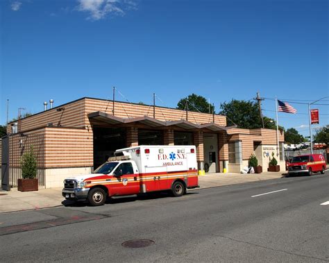 Fdny ems station 54. Russo-Elling was appointed to the FDNY as an EMT in 1998. She was then promoted to paramedic in 2002, and to lieutenant in 2016. She worked at multiple EMS stations across the city, including ... 
