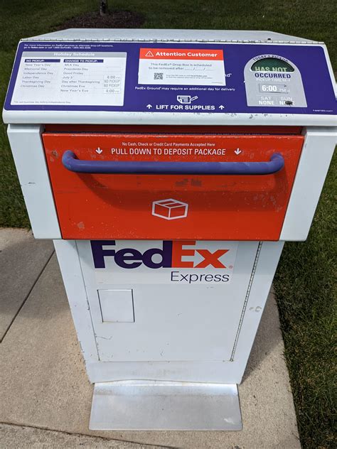 Fed Ex Drop Off Boxes