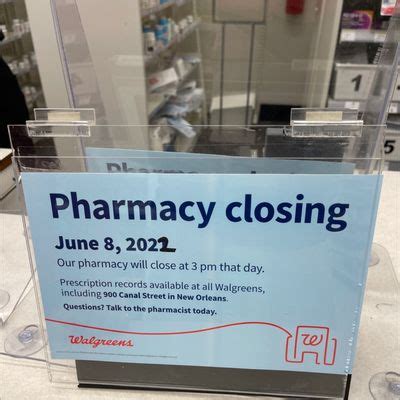 FedEx at Walgreens - New Orleans, LA - 619 Decatur St 70130