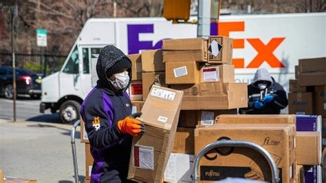 FedEx provides COVID-19 impact on employees, strategy for …